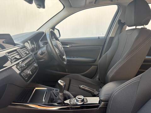 BMW 1 Series 1.5 118i Sport Hatchback 5dr Petrol Manual Euro 6 (s/s) (136 ps) - U624