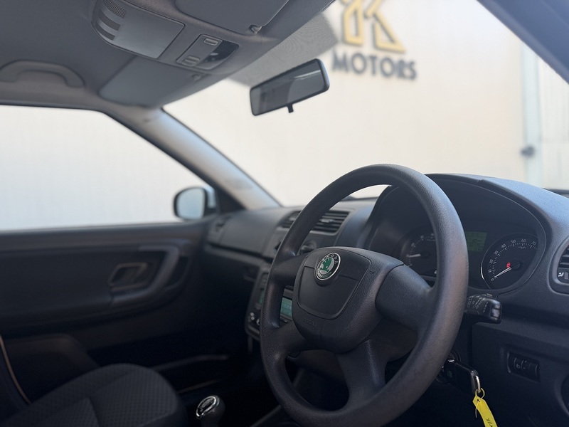 Skoda Fabia 1.4 MPI SE Hatchback 5dr Petrol Manual Euro 5 (86 bhp) - U638
