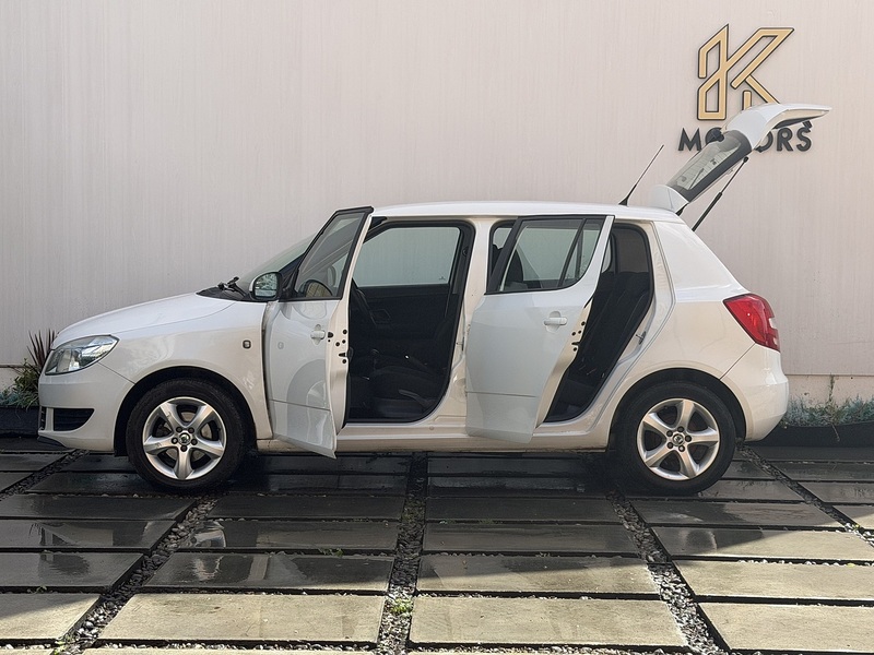 Skoda Fabia 1.4 MPI SE Hatchback 5dr Petrol Manual Euro 5 (86 bhp) - U638
