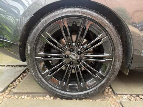 Land Rover Range Rover 3.0 D350 MHEV Autobiography SUV 5dr Diesel Auto 4WD Euro 6 (s/s) (350 ps) - U650