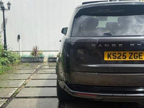 Land Rover Range Rover 3.0 D350 MHEV Autobiography SUV 5dr Diesel Auto 4WD Euro 6 (s/s) (350 ps) - U650
