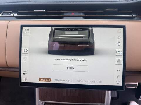 Land Rover Range Rover 3.0 D350 MHEV Autobiography SUV 5dr Diesel Auto 4WD Euro 6 (s/s) (350 ps) - U650