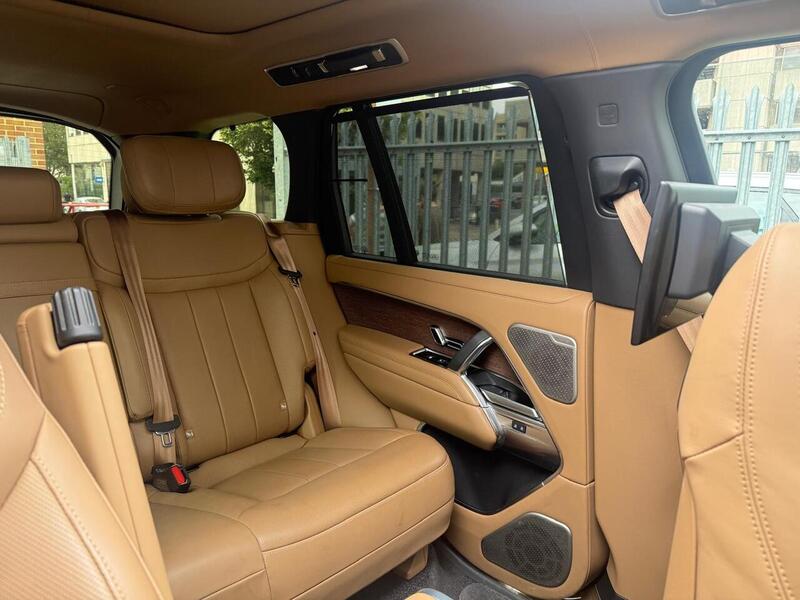 Land Rover Range Rover 3.0 D350 MHEV Autobiography SUV 5dr Diesel Auto 4WD Euro 6 (s/s) (350 ps) - U650
