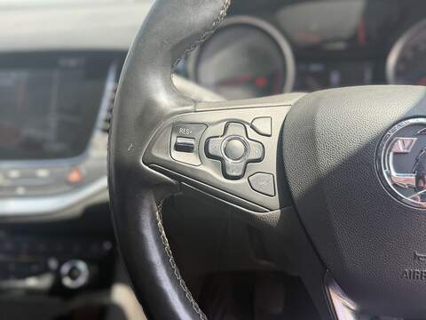 Vauxhall Astra 1.4i Turbo Elite Nav Hatchback 5dr Petrol Manual Euro 6 (150 ps) - U655