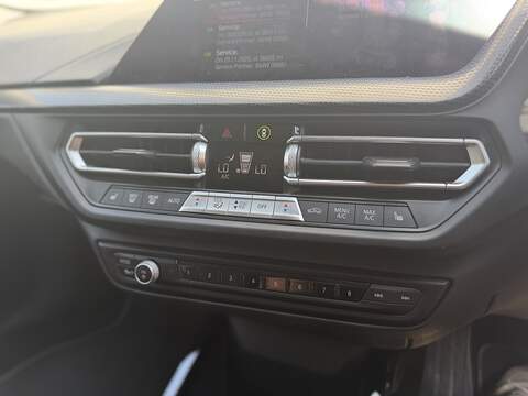 BMW 1 Series 1.5 118i Sport (LCP) Hatchback 5dr Petrol DCT Euro 6 (s/s) (136 ps) - U657