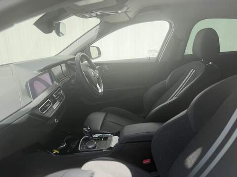 BMW 1 Series 1.5 118i Sport (LCP) Hatchback 5dr Petrol DCT Euro 6 (s/s) (136 ps) - U657