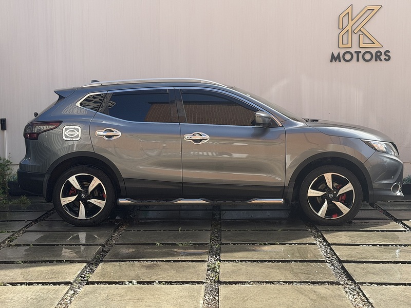 Nissan Qashqai 1.2 DIG-T N-Vision SUV 5dr Petrol Manual 2WD Euro 6 (s/s) (115 ps) - U658