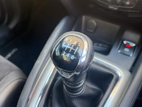 Nissan Qashqai 1.2 DIG-T N-Vision SUV 5dr Petrol Manual 2WD Euro 6 (s/s) (115 ps) - U658