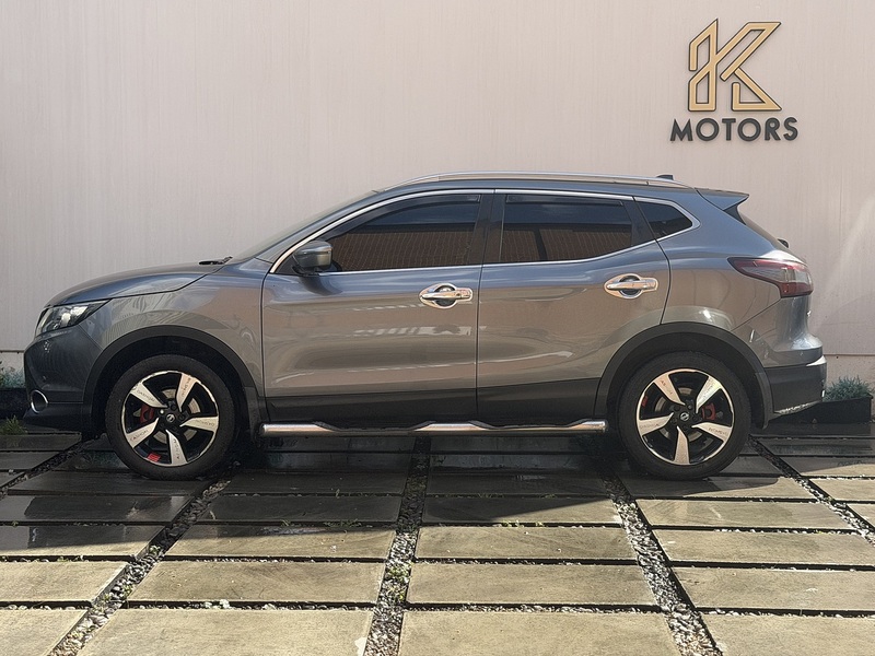 Nissan Qashqai 1.2 DIG-T N-Vision SUV 5dr Petrol Manual 2WD Euro 6 (s/s) (115 ps) - U658