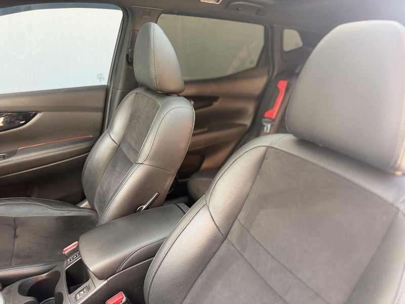 Nissan Qashqai 1.2 DIG-T N-Vision SUV 5dr Petrol Manual 2WD Euro 6 (s/s) (115 ps) - U658