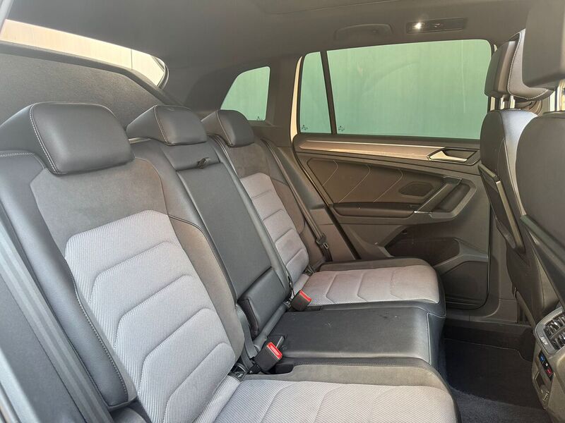 Volkswagen Tiguan 2.0 TDI BlueMotion Tech R-Line SUV 5dr Diesel DSG 4Motion Euro 6 (s/s) (150 ps) - U659