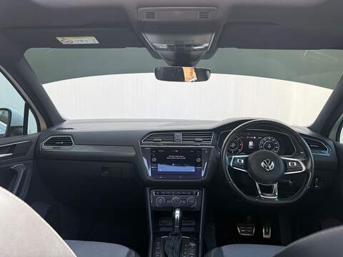 Volkswagen Tiguan 2.0 TDI BlueMotion Tech R-Line SUV 5dr Diesel DSG 4Motion Euro 6 (s/s) (150 ps) - U659