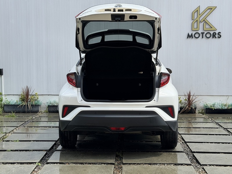 Toyota C-HR 1.8 VVT-h GPF Design SUV 5dr Petrol Hybrid CVT Euro 6 (s/s) (122 ps) - U660