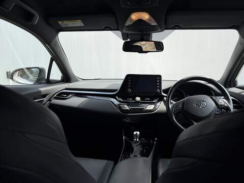 Toyota C-HR 1.8 VVT-h GPF Design SUV 5dr Petrol Hybrid CVT Euro 6 (s/s) (122 ps) - U660