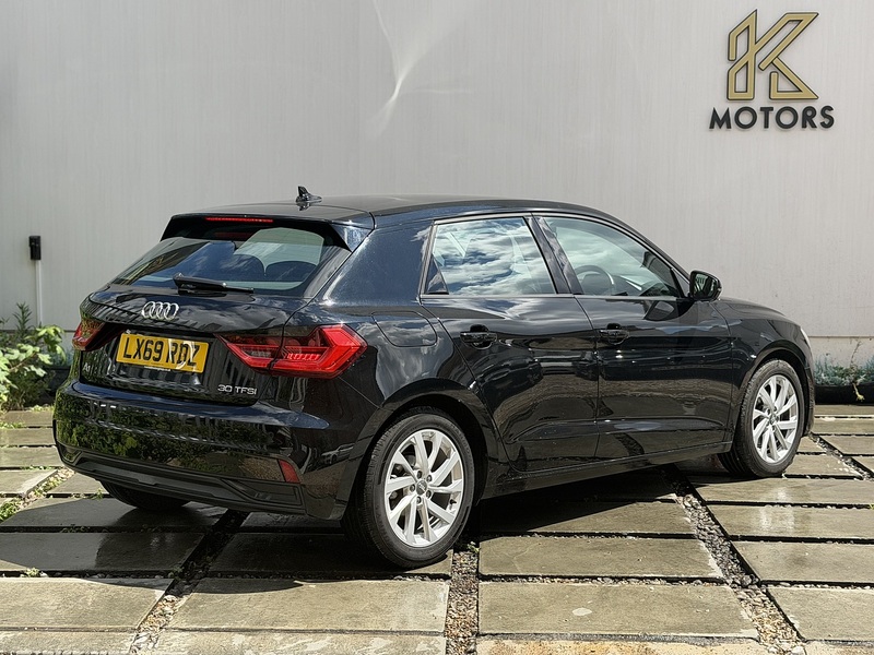 Audi A1 1.0 TFSI 30 Sport Sportback 5dr Petrol Manual Euro 6 (s/s) (116 ps) - U661