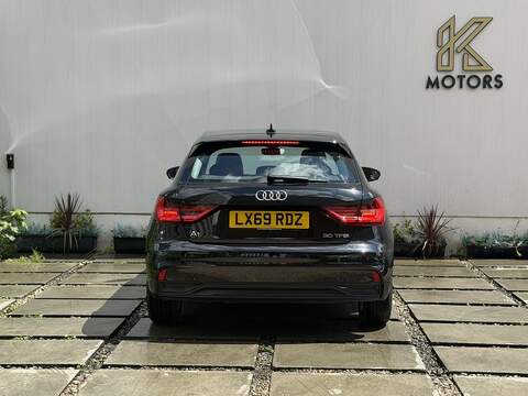 Audi A1 1.0 TFSI 30 Sport Sportback 5dr Petrol Manual Euro 6 (s/s) (116 ps) - U661