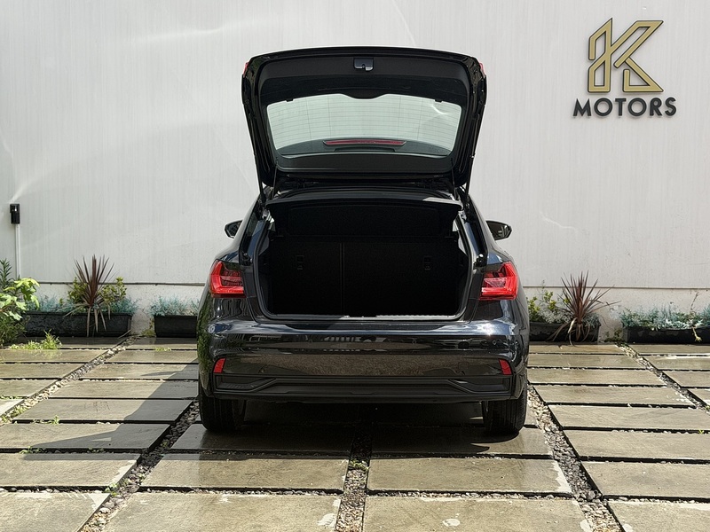 Audi A1 1.0 TFSI 30 Sport Sportback 5dr Petrol Manual Euro 6 (s/s) (116 ps) - U661