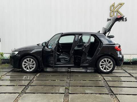Audi A1 1.0 TFSI 30 Sport Sportback 5dr Petrol Manual Euro 6 (s/s) (116 ps) - U661