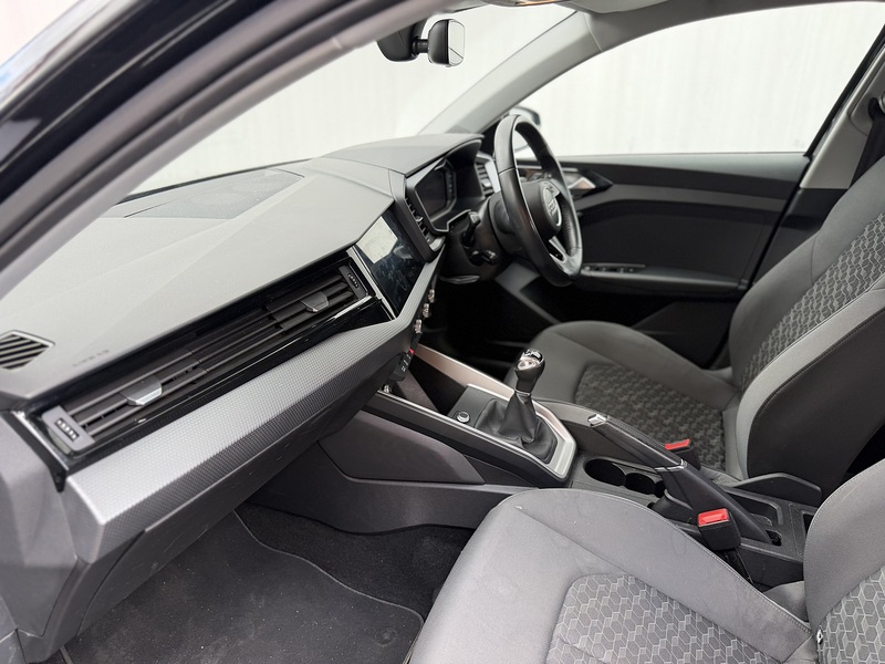 Audi A1 1.0 TFSI 30 Sport Sportback 5dr Petrol Manual Euro 6 (s/s) (116 ps) - U661