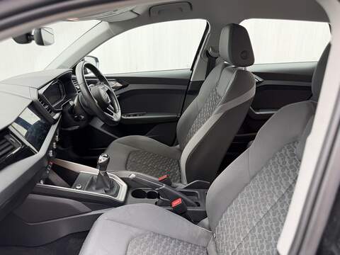 Audi A1 1.0 TFSI 30 Sport Sportback 5dr Petrol Manual Euro 6 (s/s) (116 ps) - U661