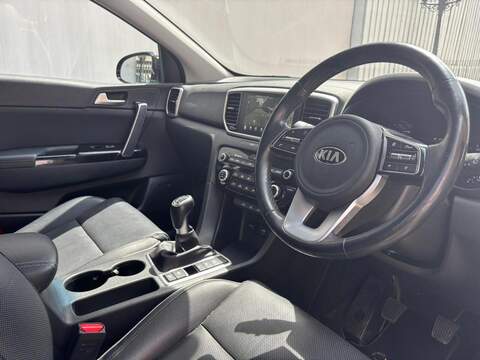 Kia Sportage 1.6 T-GDi 4 SUV 5dr Petrol Manual Euro 6 (s/s) (174 bhp) - U662