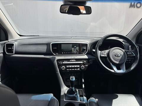 Kia Sportage 1.6 T-GDi 4 SUV 5dr Petrol Manual Euro 6 (s/s) (174 bhp) - U662