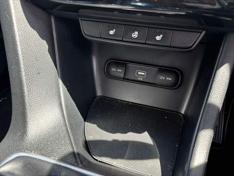 Kia Sportage 1.6 T-GDi 4 SUV 5dr Petrol Manual Euro 6 (s/s) (174 bhp) - U662