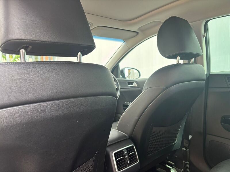 Kia Sportage 1.6 T-GDi 4 SUV 5dr Petrol Manual Euro 6 (s/s) (174 bhp) - U662