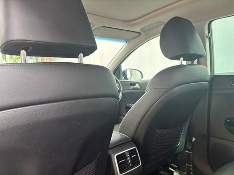 Kia Sportage 1.6 T-GDi 4 SUV 5dr Petrol Manual Euro 6 (s/s) (174 bhp) - U662