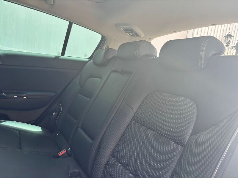 Kia Sportage 1.6 T-GDi 4 SUV 5dr Petrol Manual Euro 6 (s/s) (174 bhp) - U662
