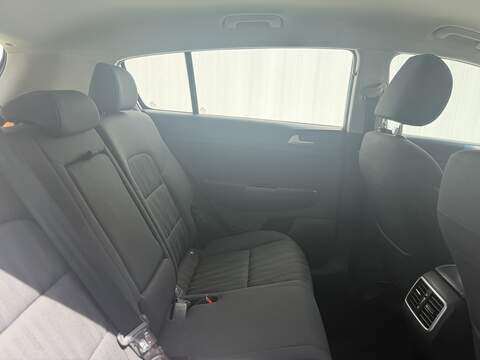 Kia Sportage 1.6 GDi 1 SUV 5dr Petrol Manual Euro 6 (s/s) (130 bhp) - U664
