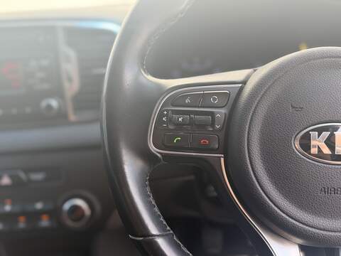 Kia Sportage 1.6 GDi 1 SUV 5dr Petrol Manual Euro 6 (s/s) (130 bhp) - U664