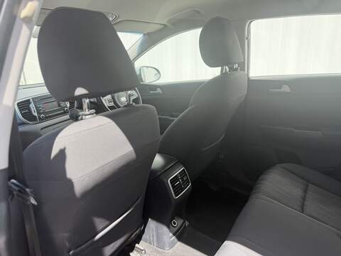 Kia Sportage 1.6 GDi 1 SUV 5dr Petrol Manual Euro 6 (s/s) (130 bhp) - U664