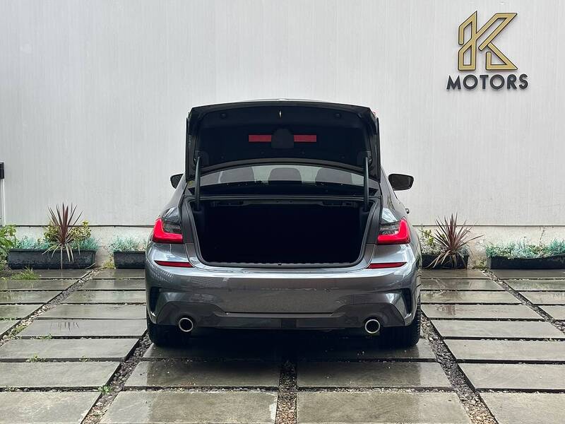 BMW 3 Series 2.0 330i M Sport Saloon 4dr Petrol Auto Euro 6 (s/s) (258 ps) - U666