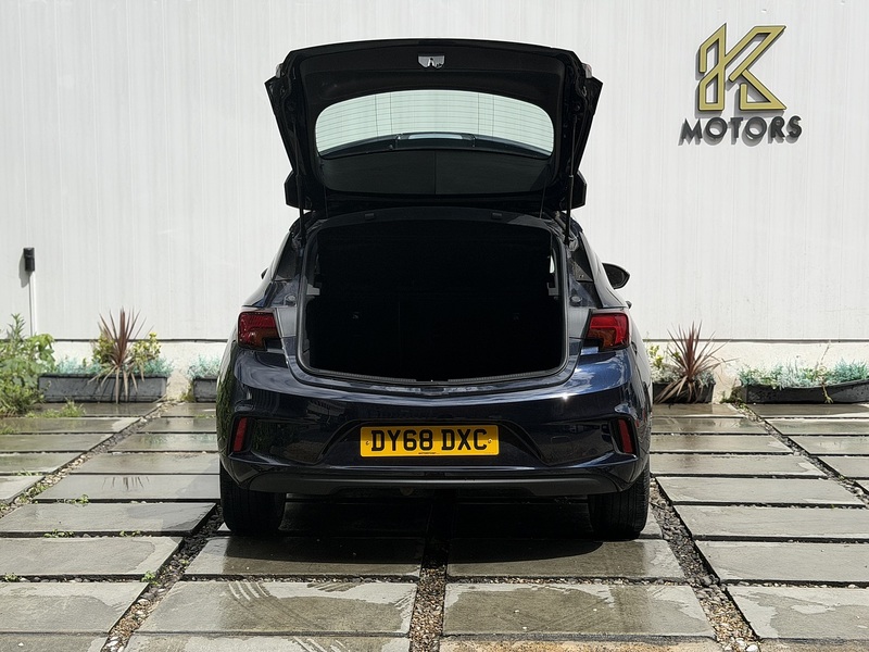 Vauxhall Astra 1.4i Turbo SRi VX Line Nav Hatchback 5dr Petrol Manual Euro 6 (150 ps) - U668