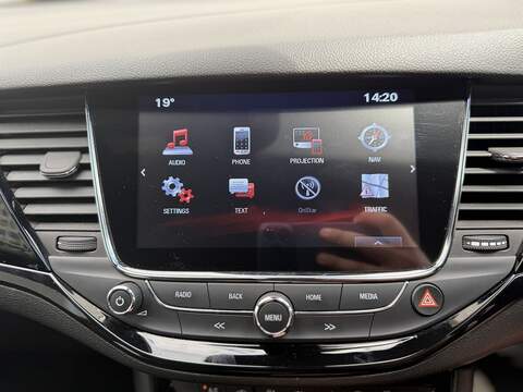 Vauxhall Astra 1.4i Turbo SRi VX Line Nav Hatchback 5dr Petrol Manual Euro 6 (150 ps) - U668