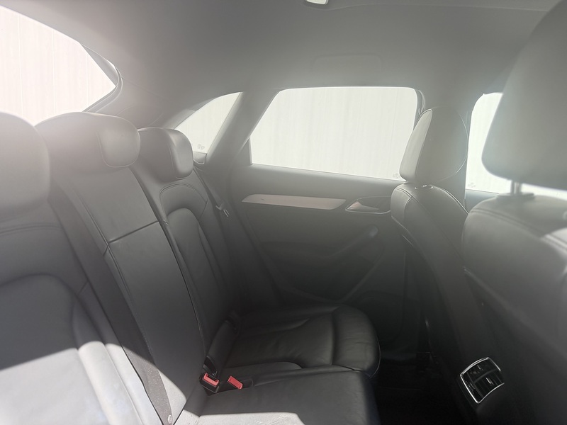 Audi Q3 1.4 TFSI CoD S line Edition SUV 5dr Petrol S Tronic Euro 6 (s/s) (150 ps) - U674