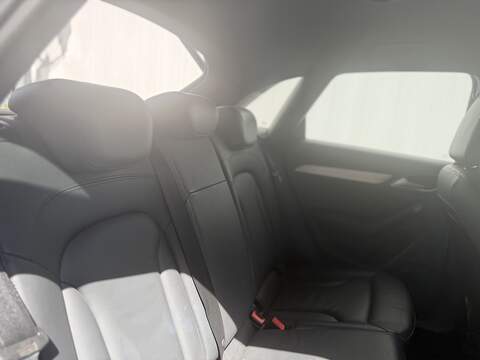 Audi Q3 1.4 TFSI CoD S line Edition SUV 5dr Petrol S Tronic Euro 6 (s/s) (150 ps) - U674