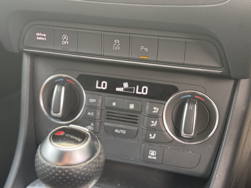 Audi Q3 1.4 TFSI CoD S line Edition SUV 5dr Petrol S Tronic Euro 6 (s/s) (150 ps) - U674