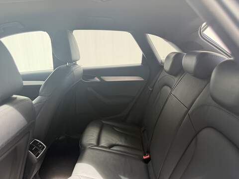 Audi Q3 1.4 TFSI CoD S line Edition SUV 5dr Petrol S Tronic Euro 6 (s/s) (150 ps) - U674