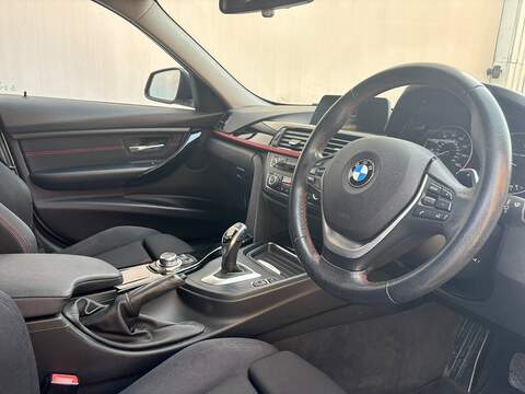 BMW 3 Series 2.0 320d Sport Saloon 4dr Diesel Auto Euro 5 (s/s) (184 ps) - U680
