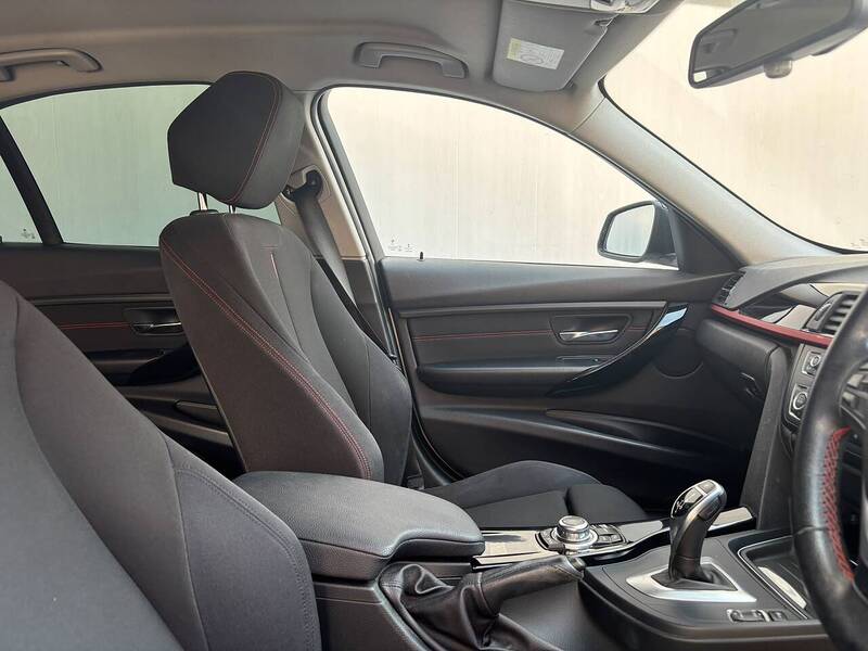 BMW 3 Series 2.0 320d Sport Saloon 4dr Diesel Auto Euro 5 (s/s) (184 ps) - U680