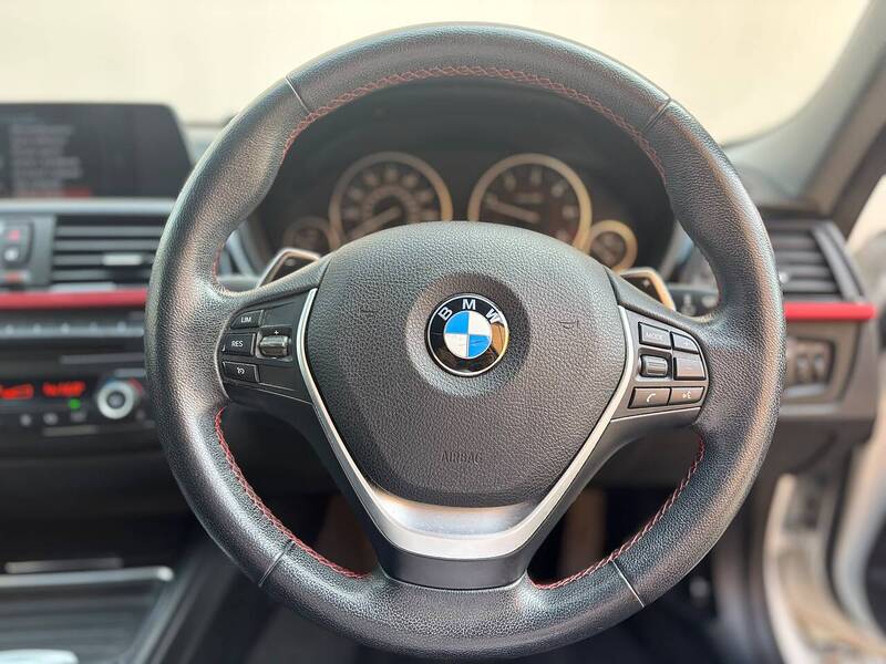 BMW 3 Series 2.0 320d Sport Saloon 4dr Diesel Auto Euro 5 (s/s) (184 ps) - U680