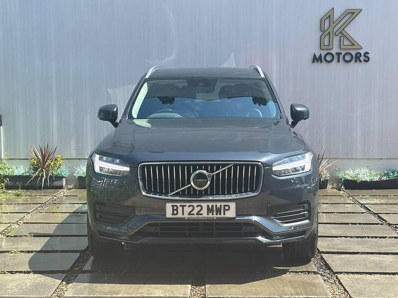 Volvo XC90 B5 MHEV Core - U681