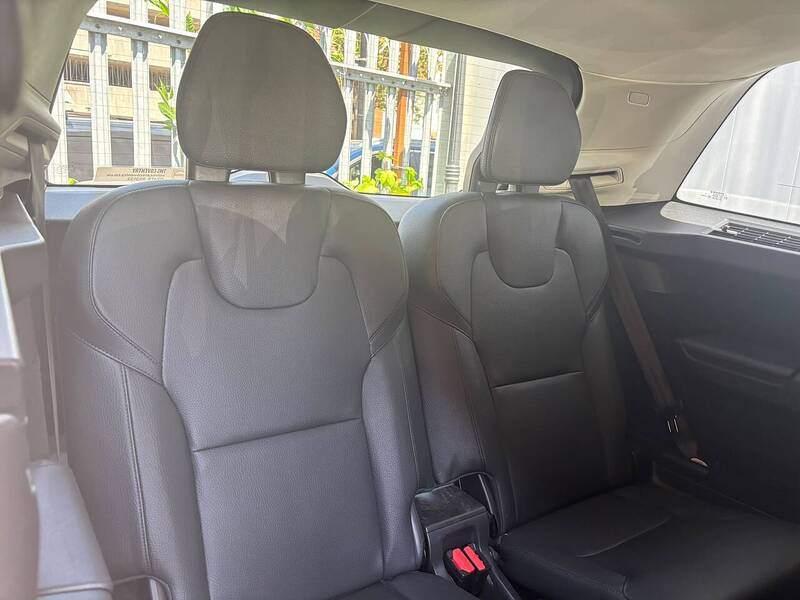 Volvo XC90 B5 MHEV Core - U681