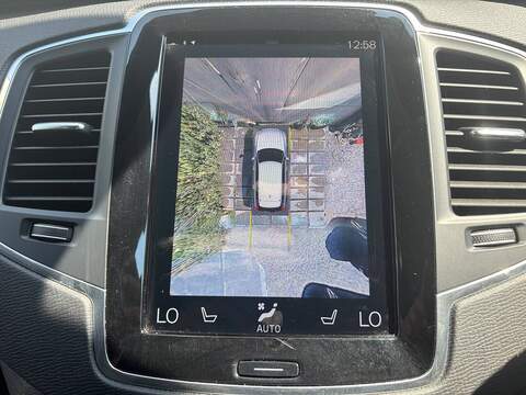 Volvo XC90 B5 MHEV Core - U681