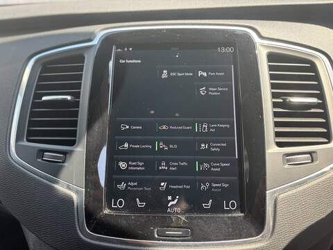 Volvo XC90 B5 MHEV Core - U681