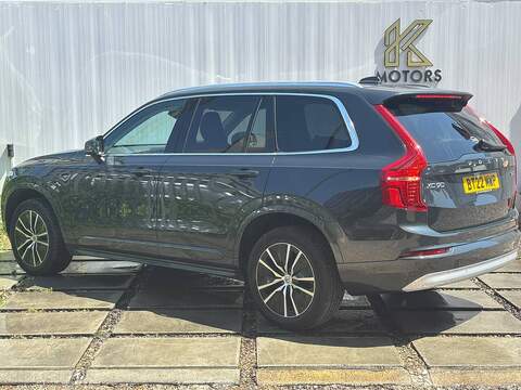Volvo XC90 B5 MHEV Core - U681