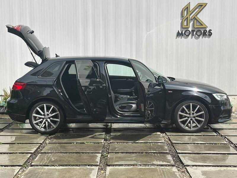 Audi A3 1.5 TFSI CoD 35 Black Edition Sportback 5dr Petrol Manual Euro 6 (s/s) (150 ps) - U686