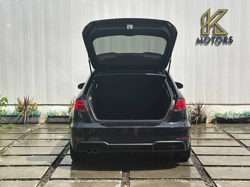 Audi A3 1.5 TFSI CoD 35 Black Edition Sportback 5dr Petrol Manual Euro 6 (s/s) (150 ps) - U686
